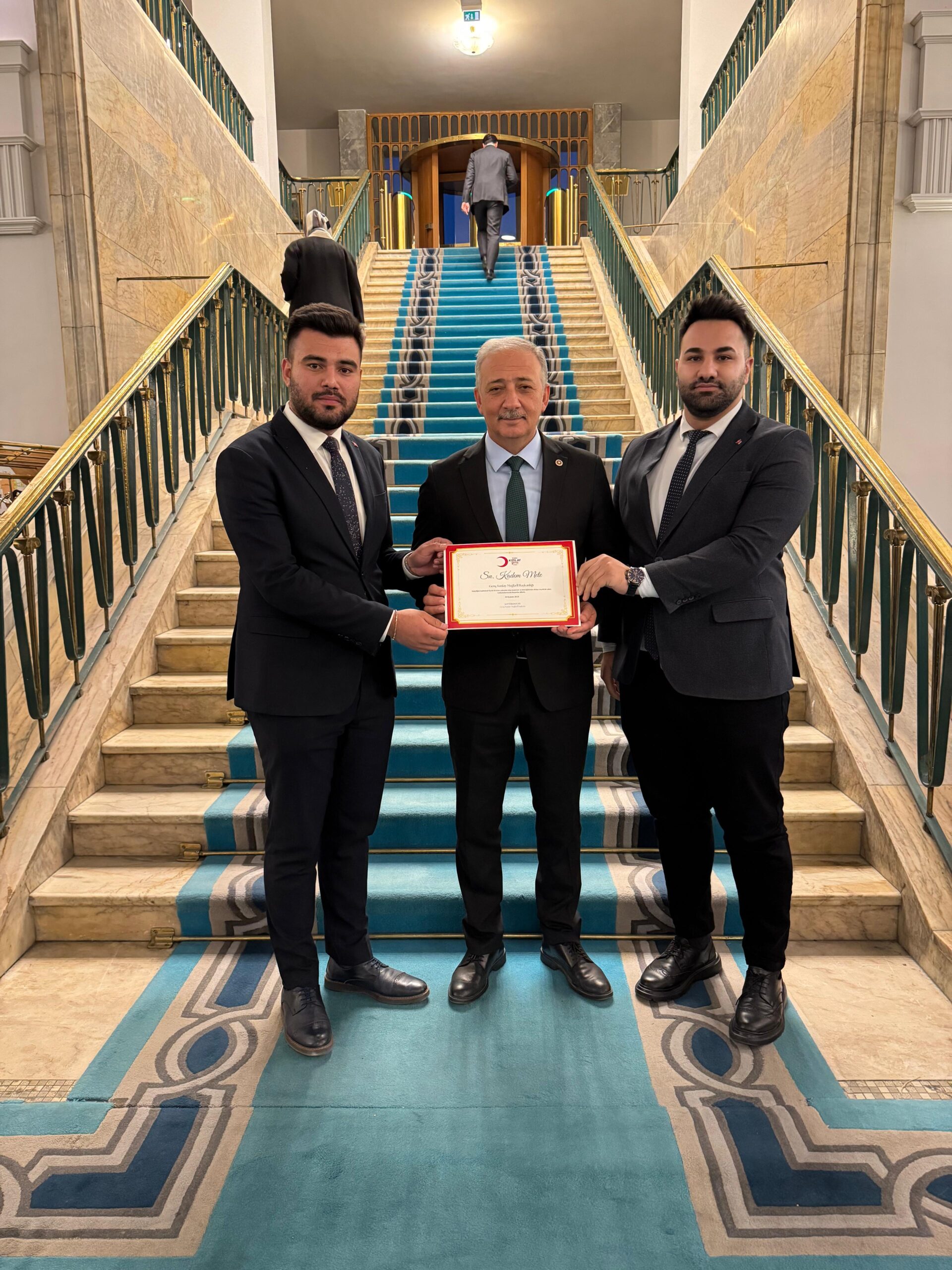 Genç Kızılay Muğla’dan TBMM Ziyareti: Milletvekilleriyle Gençlerin Talepleri Masada